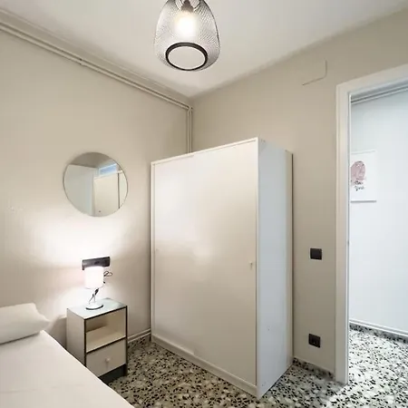 Bebarceloner Eixample - 3 Bedrooms Apartamento