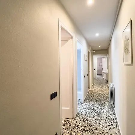 Bebarceloner Eixample - 3 Bedrooms Apartamento *