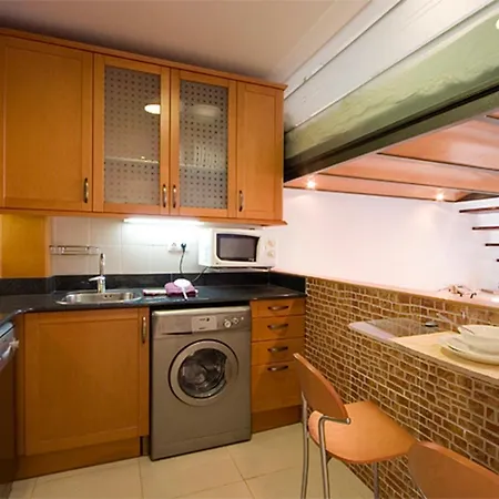 Apartment Reina Amalia Barcelona
