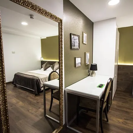 Hotel Moderno 3*