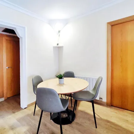 Magnifico Apartamento En La Playa De Gava Mar Castelldefels