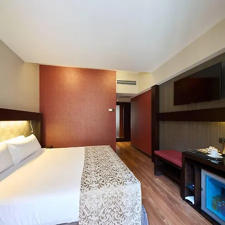 Catalonia Port 4* Barcelona