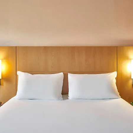 Ibis Centro Отель