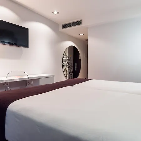 Ikonik Ramblas 4*