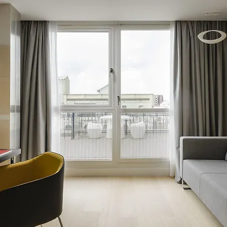 מלון Exe Plaza Catalunya 4*