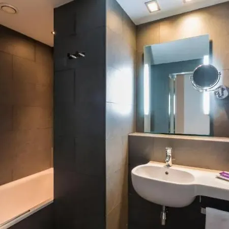 Indigo Granvia Plaza Espana, An Ihg ברצלונה