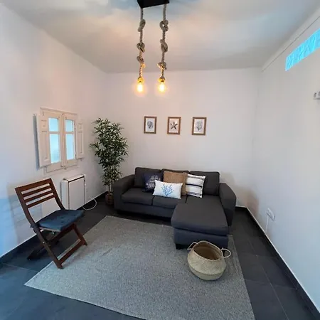 Apartament Near Ramblas - Only For Over 32 Days Barcelona