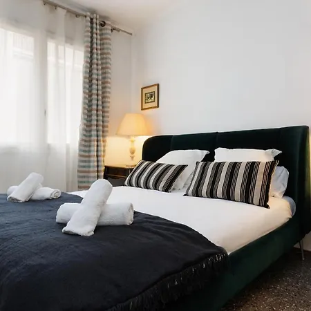 Apartment Housalia Gracia 2 *