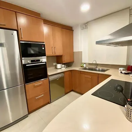 Lägenhet Centric And Spacious, Excellent For Families Barcelona