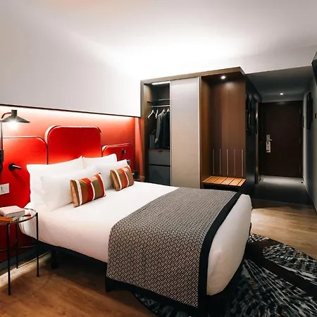Indigo Granvia Plaza Espana, An Ihg ברצלונה