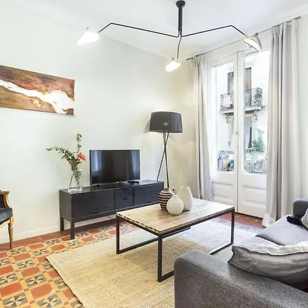 4bedroom With A Balcony In Ramblas 1 2 Lägenhet Barcelona