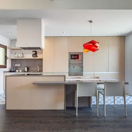 3-bedroom Penthouse With Terrace In Eixample Daire Barselona