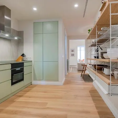 Amazing 5 Bedrooms 5 Bathrooms By Plaza Catalunya * Barcelona