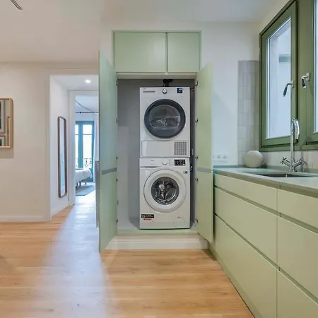 Apartment Amazing 5 Bedrooms 5 Bathrooms By Plaza Catalunya
