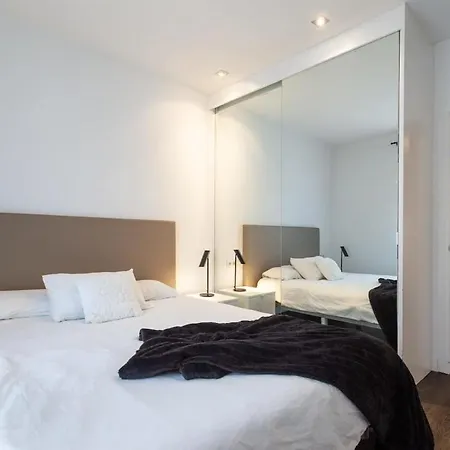 3-bedroom Penthouse With Terrace In Eixample * Barselona