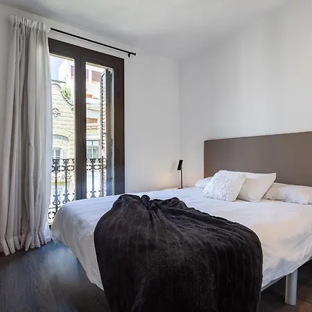 3-bedroom Penthouse With Terrace In Eixample Daire Barselona