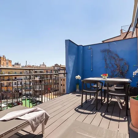 Daire 3-bedroom Penthouse With Terrace In Eixample *