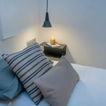 Luxury 4-bedrooms In Rambla De Catalunya