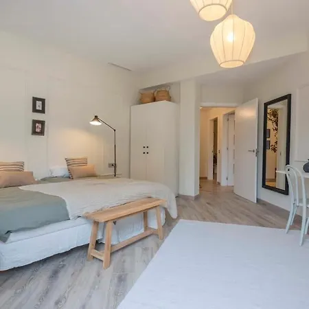 Luxury 4-bedrooms In Rambla De Catalunya *