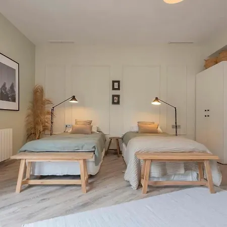 Luxury 4-bedrooms In Rambla De Catalunya Apartment *