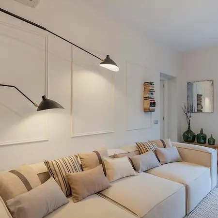 Luxury 4-bedrooms In Rambla De Catalunya Apartment Barcelona