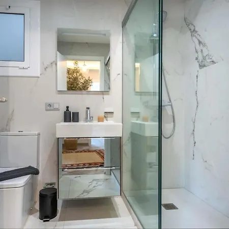 Luxury 4-bedrooms In Rambla De Catalunya * Barcelona