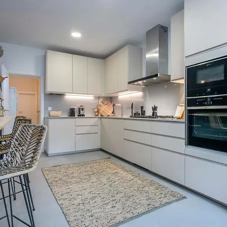 Apartment Luxury 4-bedrooms In Rambla De Catalunya *