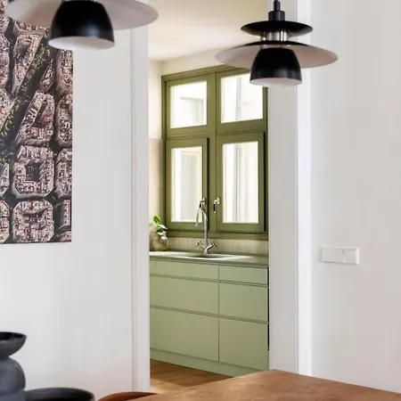 Amazing 5 Bedrooms 5 Bathrooms By Plaza Catalunya Apartment *