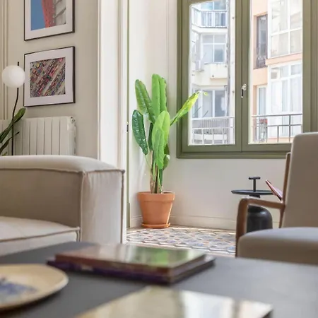 Amazing 5 Bedrooms 5 Bathrooms By Plaza Catalunya Apartment Barcelona