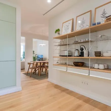 Amazing 5 Bedrooms 5 Bathrooms By Plaza Catalunya Apartment Barcelona