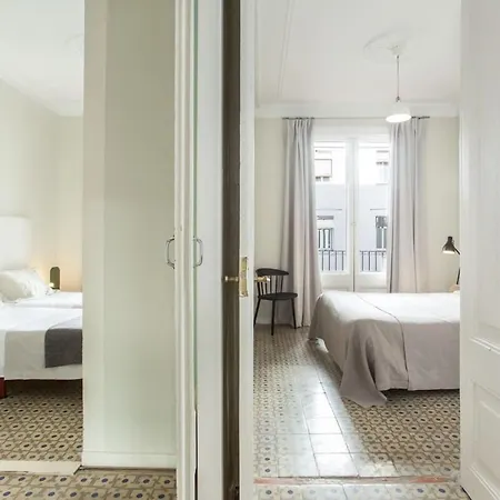 Lägenhet 4bedroom With A Balcony In Ramblas 1 2