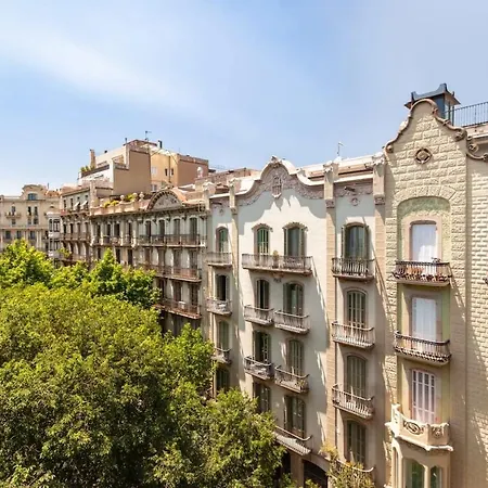3-bedroom Penthouse With Terrace In Eixample Daire