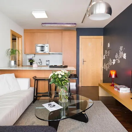 My Space Emirates - Executive With Private Balcony Apartman Barcelona