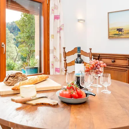 Apartment La Terraza - Grosszuegiges In Katalanischer Masia Sant Iscle De Vallalta