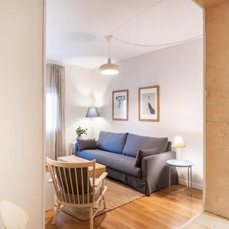 Comfortable 3 Bed Next To The Sagrada Familia * Barcelona