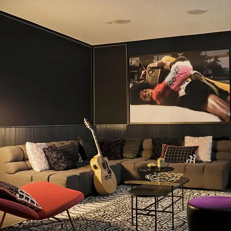 Hotel W 5*