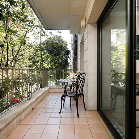 Apartahotel Apartaments-hotel Hispanos 7 Suiza 4*