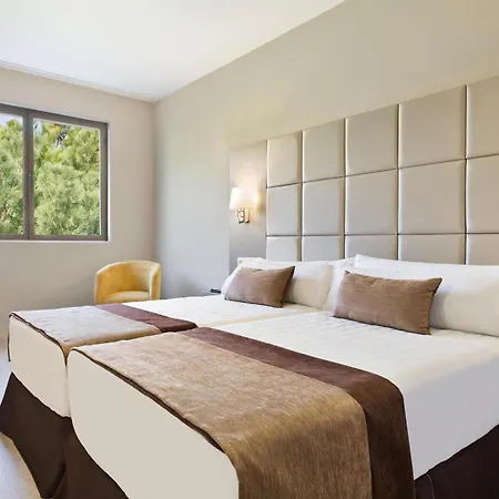 Front Maritim Szálloda 4*