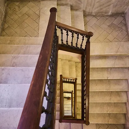 Catalonia Born Hotel