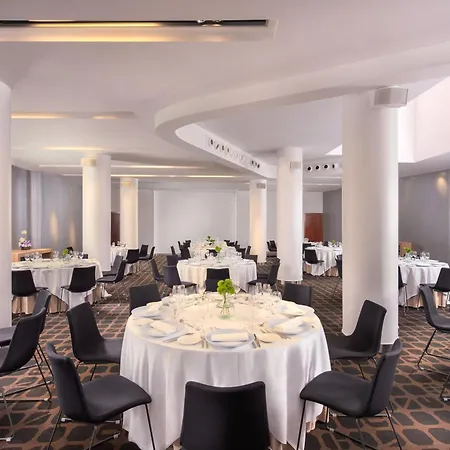 Le Meridien Hotel