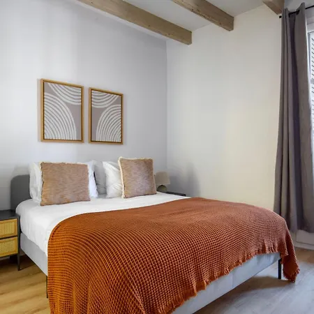 Lägenhet Blueground Sarria Nr Old Town Bcn-103 Barcelona