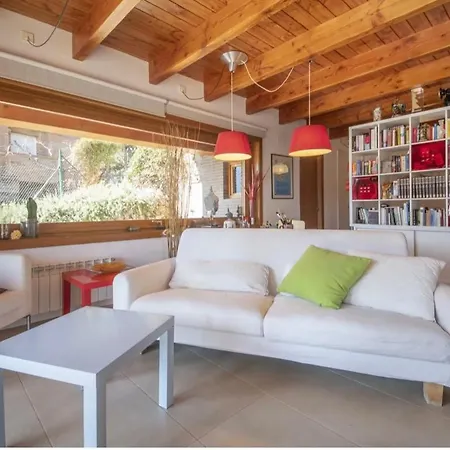 Villa Barcelona Вилла