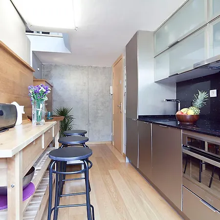 Apartment Rentals - Gracia Pool Center Barcelona