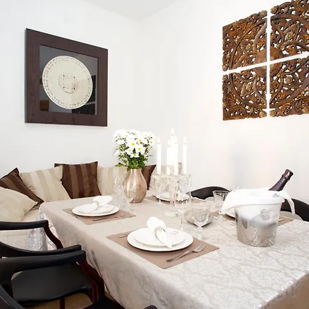 Apartment Lux *