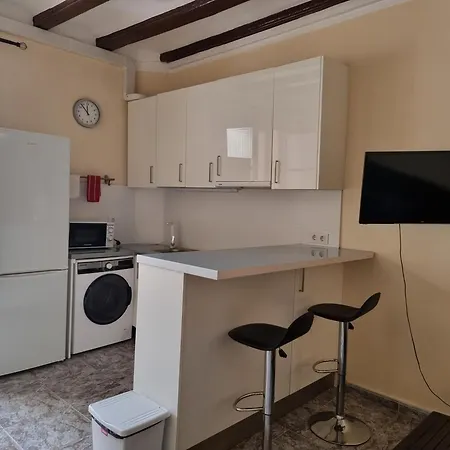 In Downtown 2 Bedrooms Ac 30 Nigths Min *