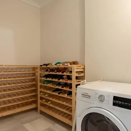 Lägenhet Lux 3 Bed 2 Bath Near Park, Metro, Museums In Born *