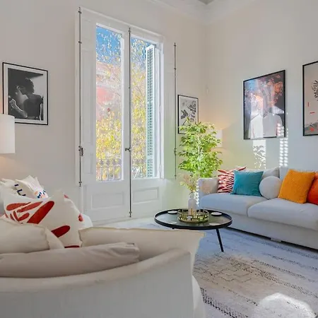 Lägenhet Lux 3 Bed 2 Bath Near Park, Metro, Museums In Born *
