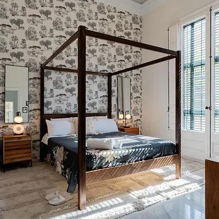 Lux 3 Bed 2 Bath Near Park, Metro, Museums In Born Lägenhet *