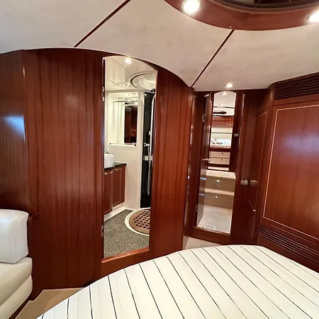 Yacht Pegasus Ii Botel