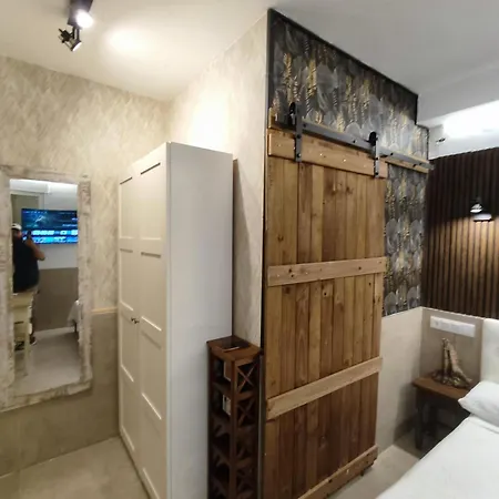 Private Guest house *
